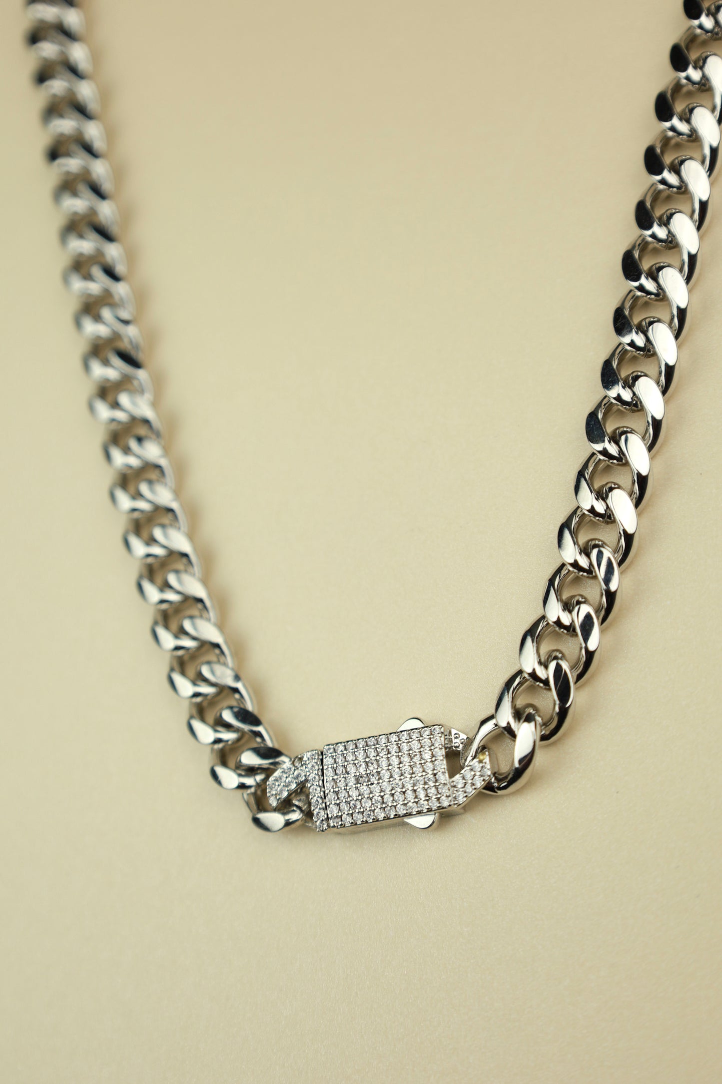 Sterling silver cuban choker sales
