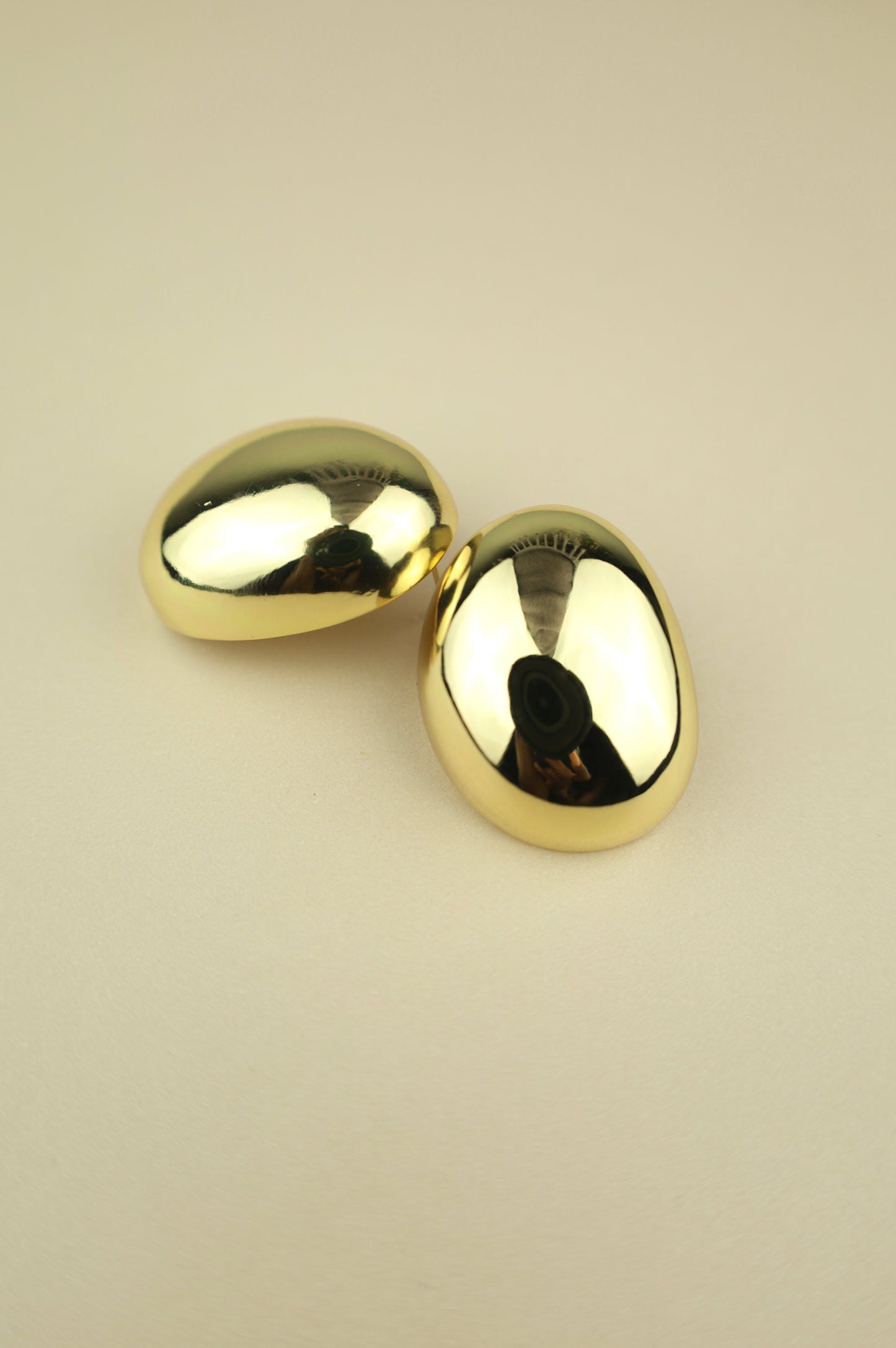 Jaya Dome earrings “Large”
