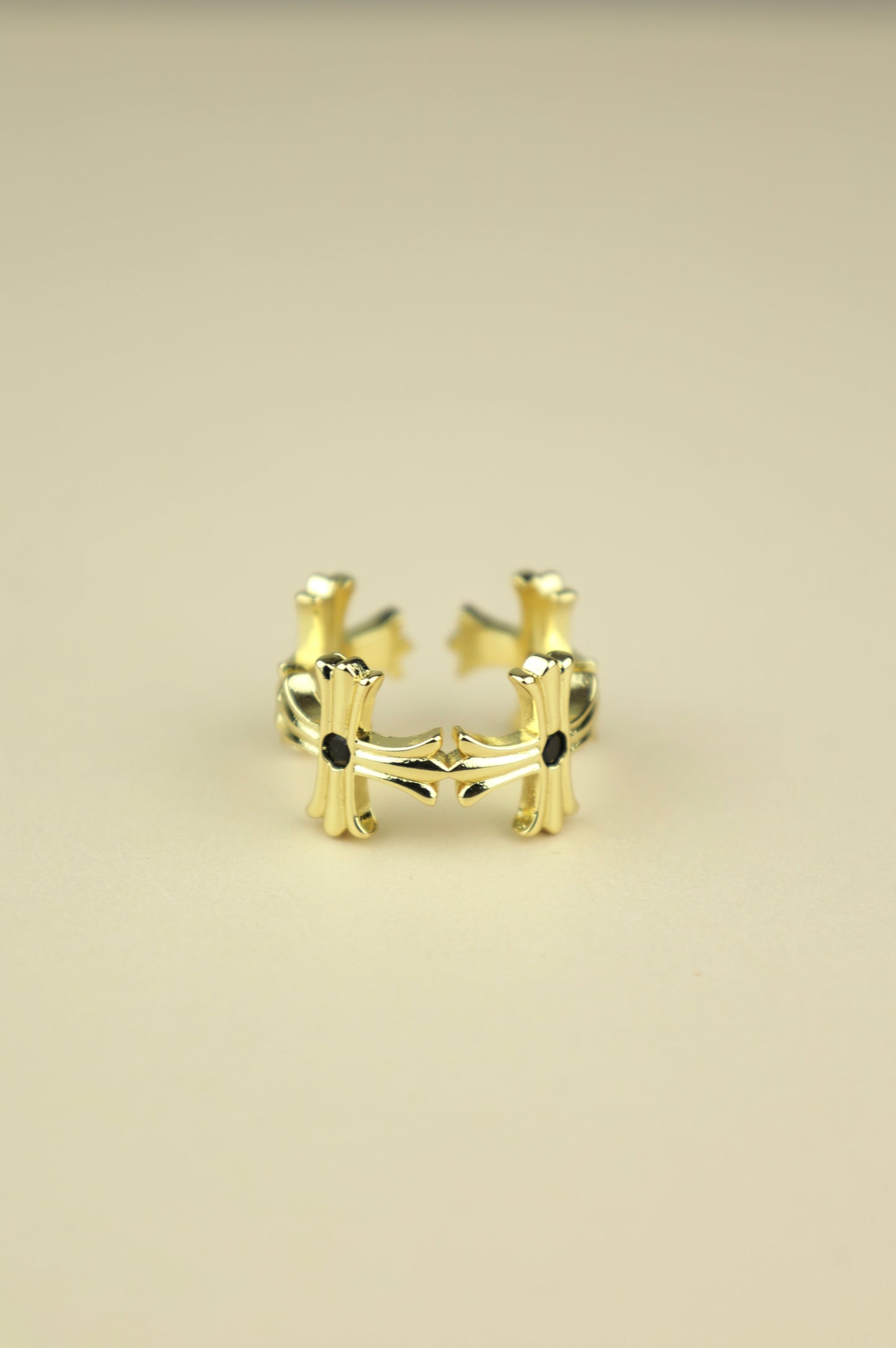 Vita Cross ring