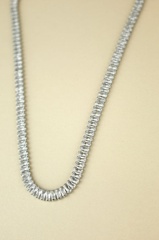 Load image into Gallery viewer, Hathor Baguette Choker “Silver”
