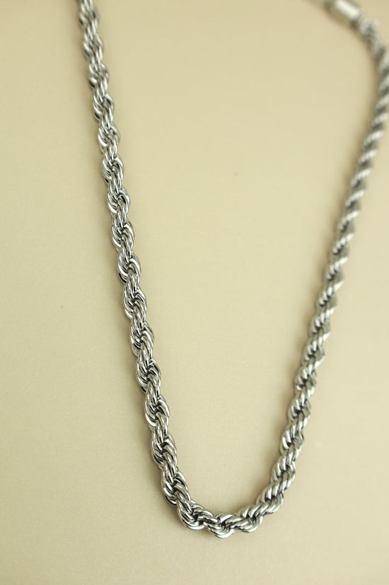 Ken Rope Necklace in silver