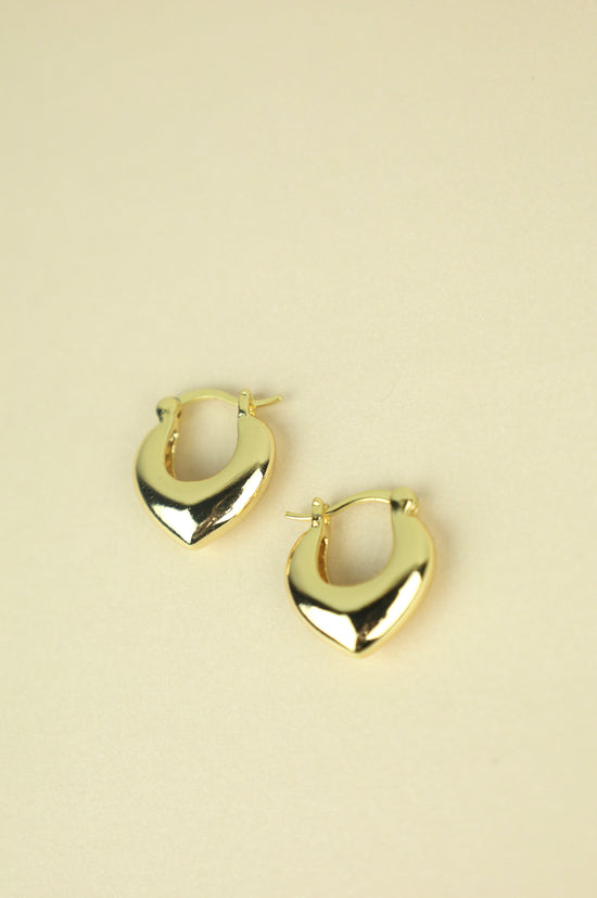 Chi minimalist earrings in gold