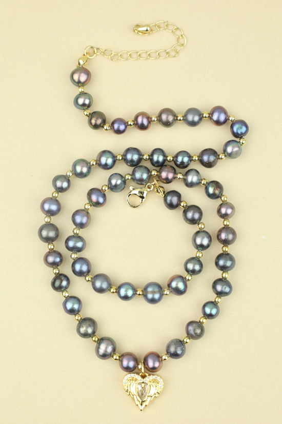 Ken Beaded rainbow peacock pearl necklace