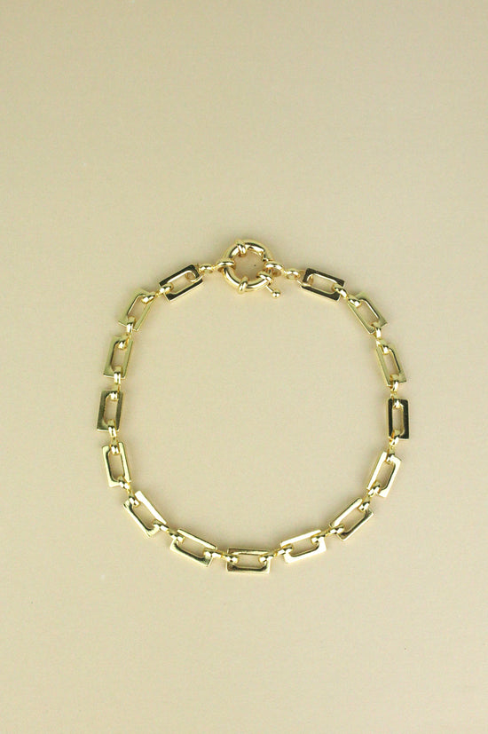 Load image into Gallery viewer, Goldie square bracelet
