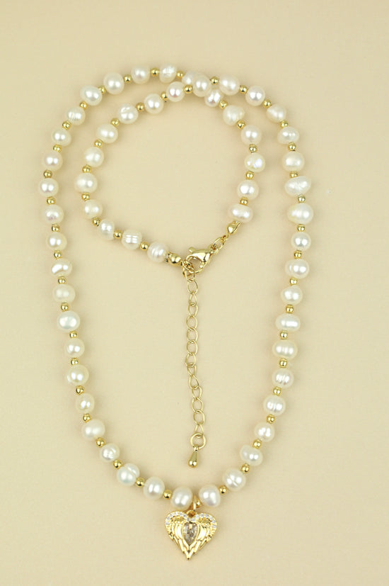 Ken Beaded pearl necklace
