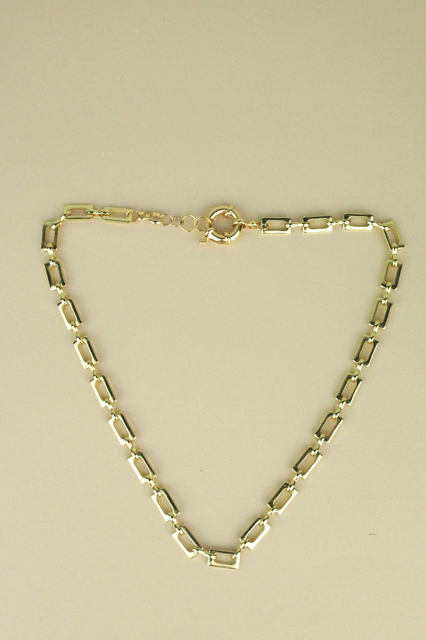 Goldie square Choker necklace in gold