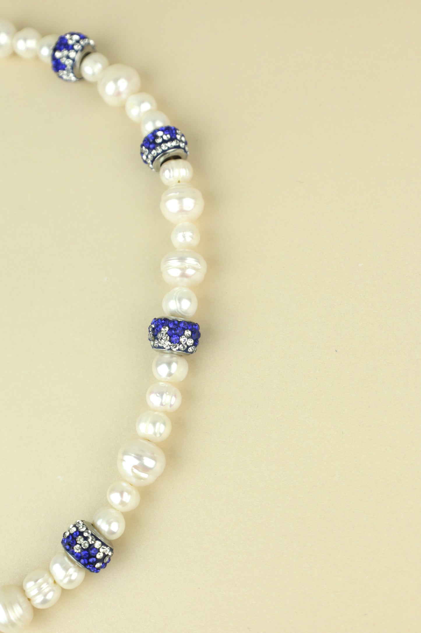 Chi pave beaded pearl necklace
