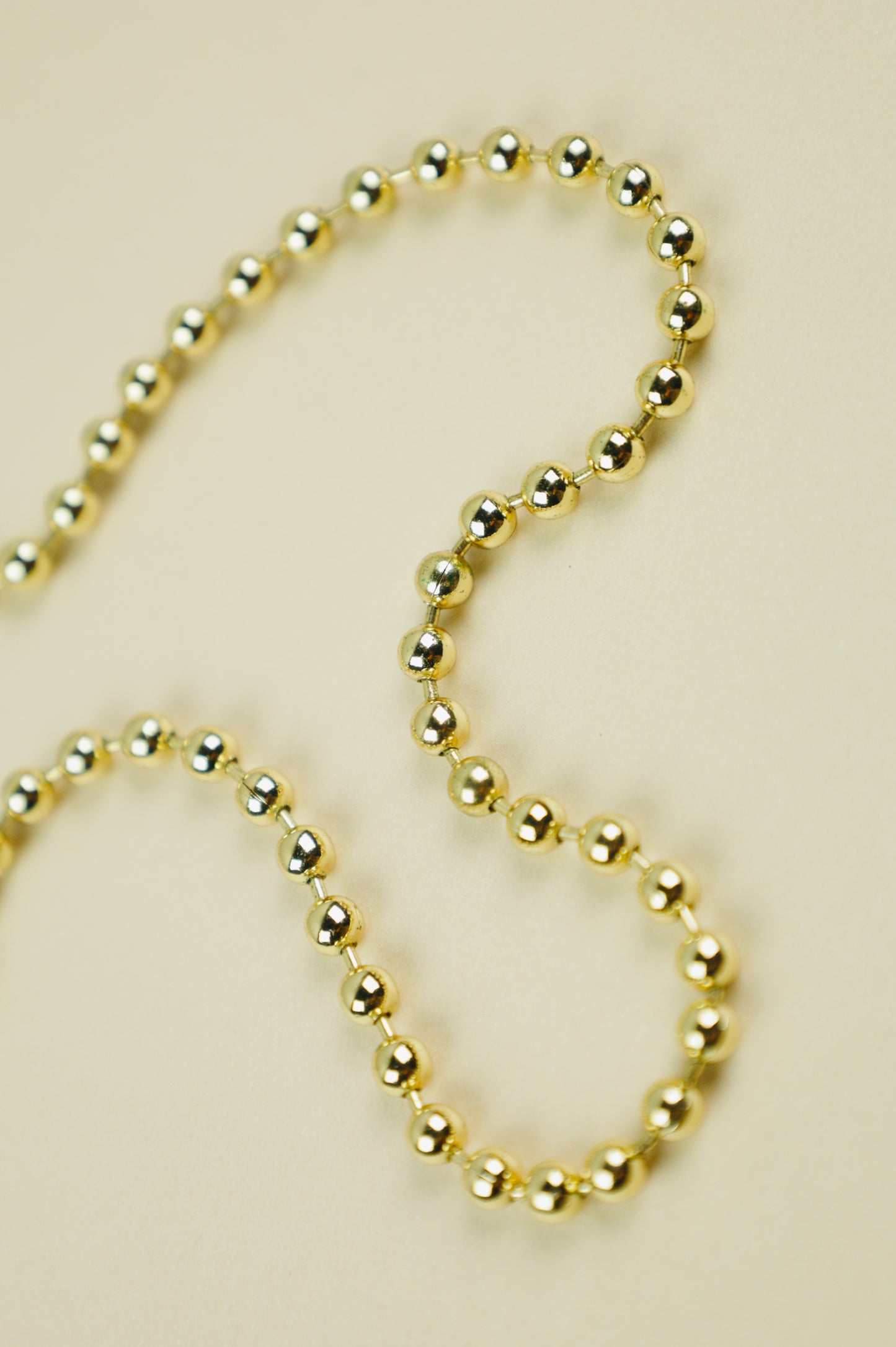 Liz Ball Chain necklace in gold