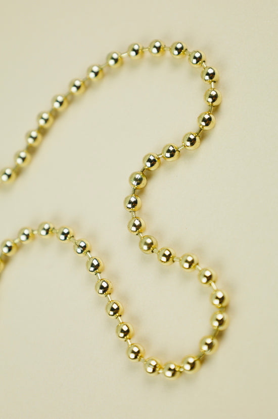 Liz Ball Chain necklace in gold