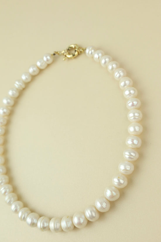 Belle Pearl Necklace