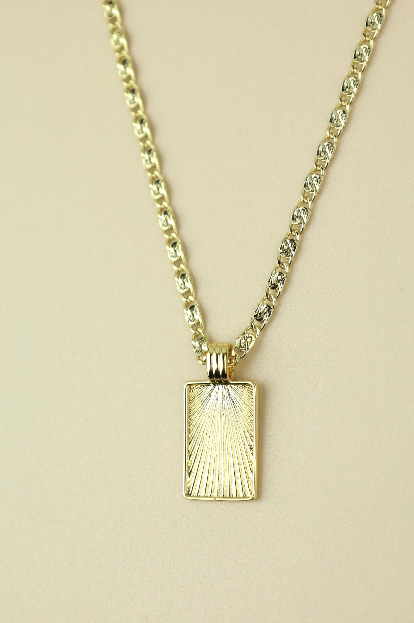 Sunbeam Necklace in gold