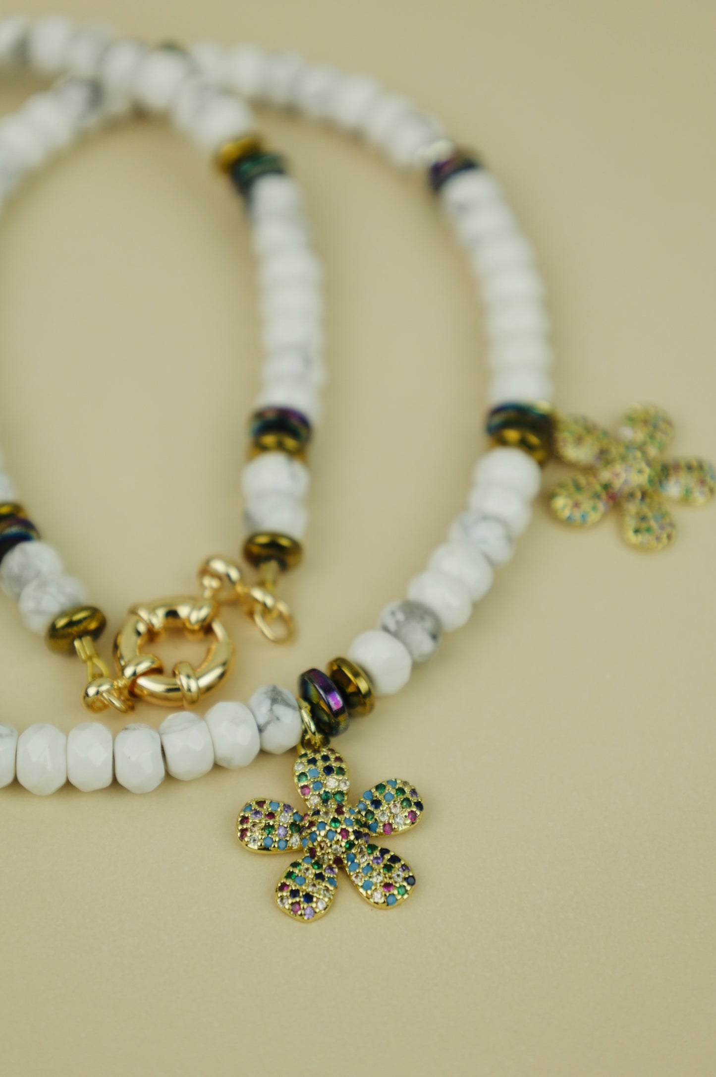 Bloom flower Howlite Beaded Charm Necklace