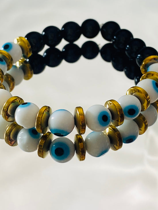 Load image into Gallery viewer, Evil Eye Bracelet “white”
