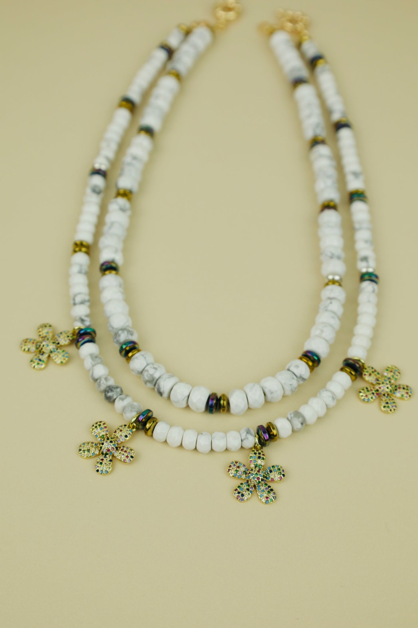 Howlite Bloom Flower Beaded Set