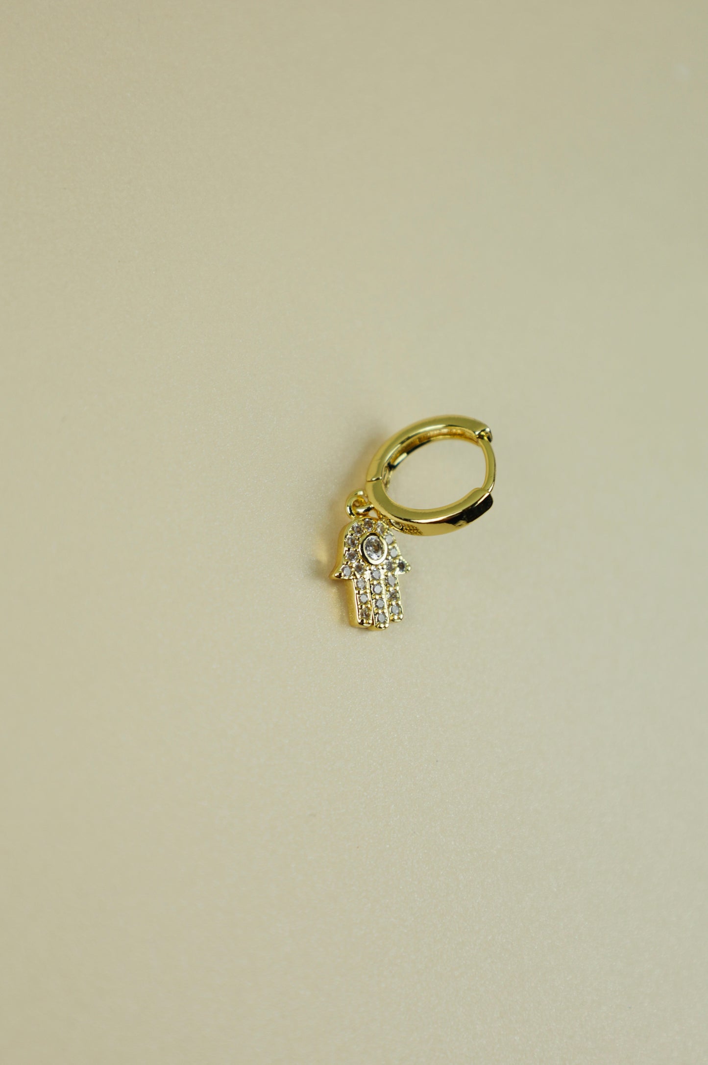 Hamsa Earring in gold