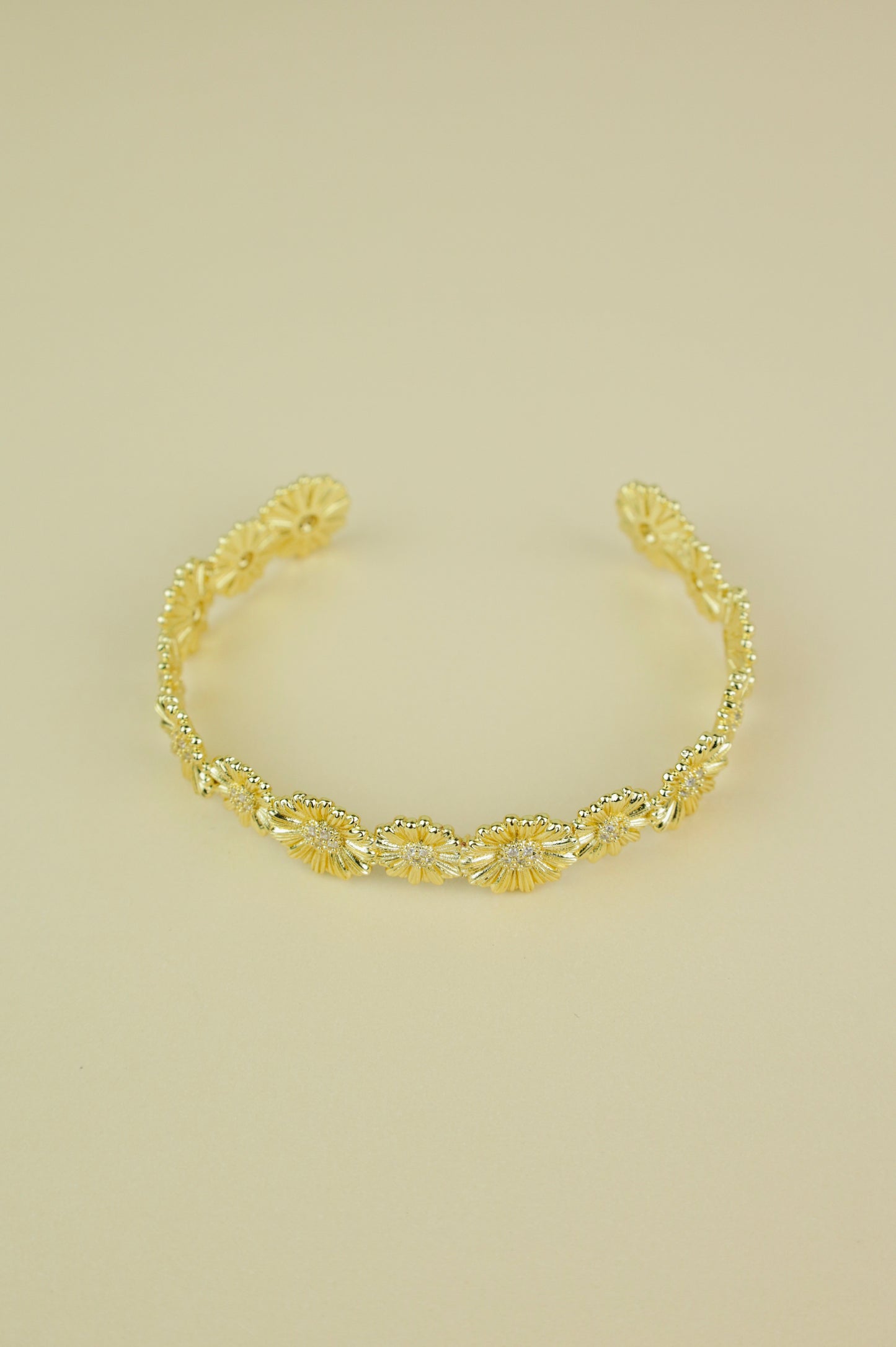 Flor Bracelet