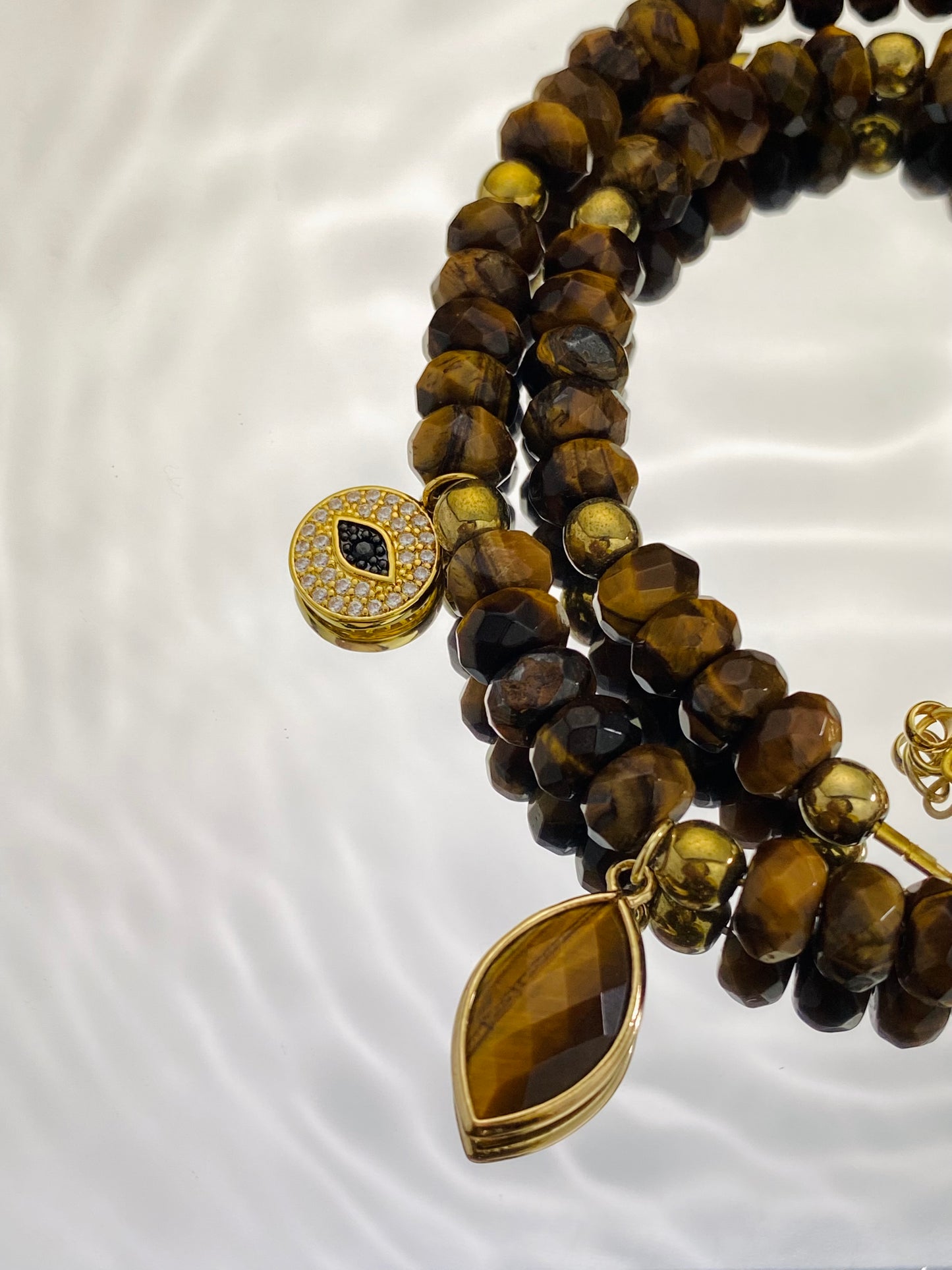 Load image into Gallery viewer, Tigers Eye Beaded Charm Necklace

