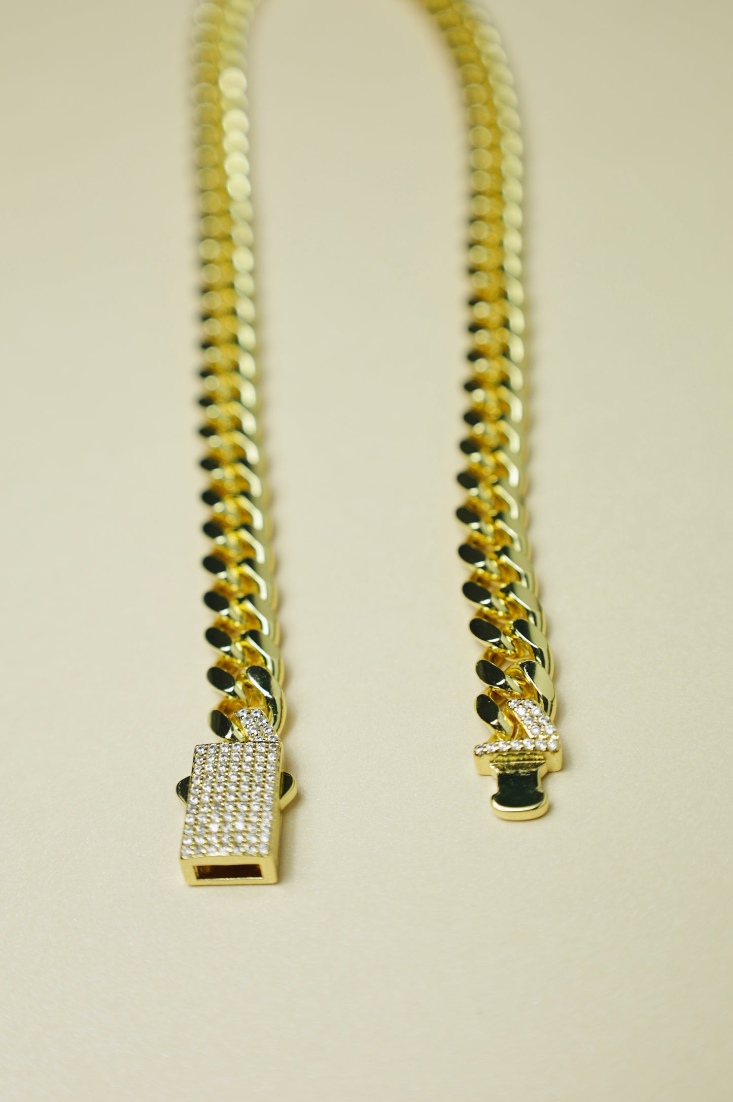 Icey Cuban Link choker