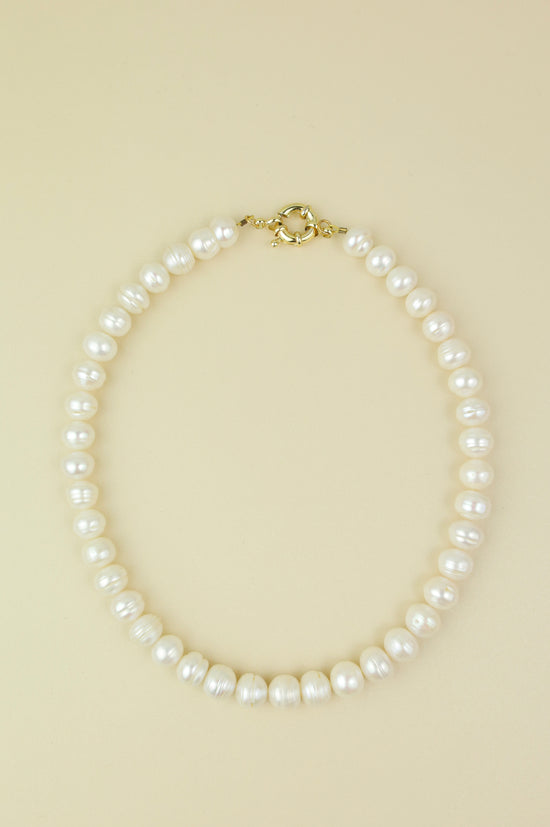 Belle Pearl Necklace