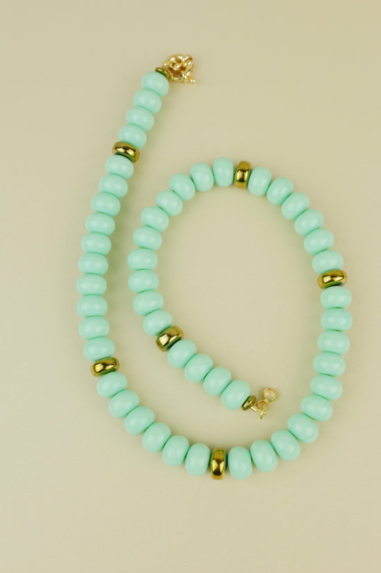 Load image into Gallery viewer, Almeda mint beaded necklace
