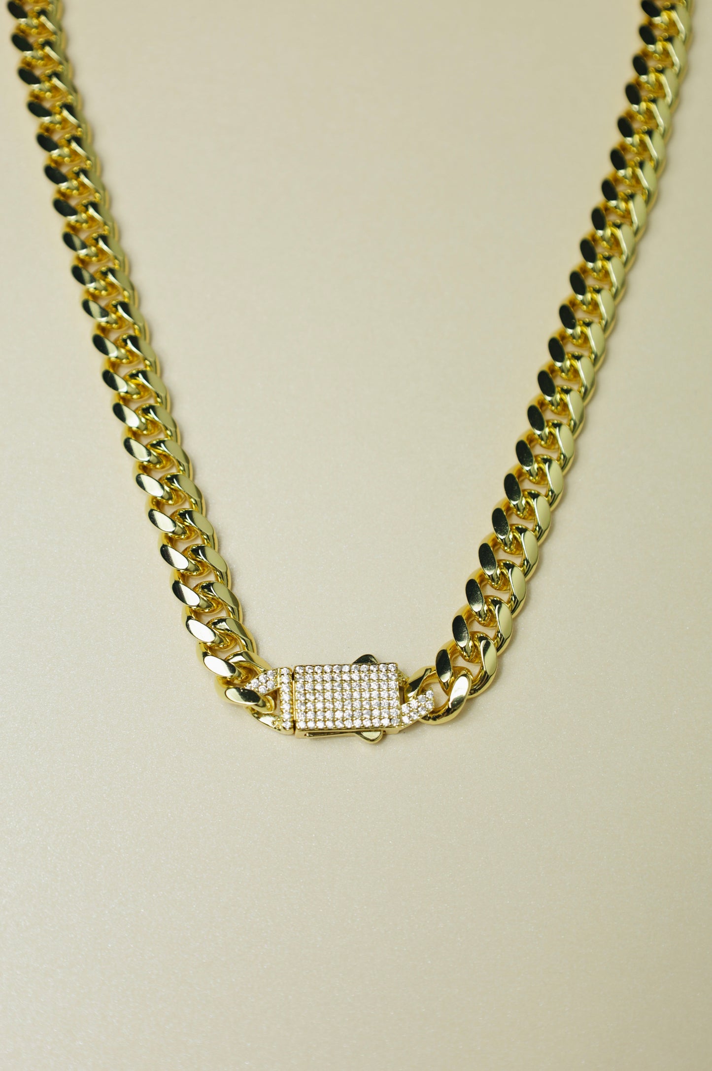 Icey Cuban Link choker