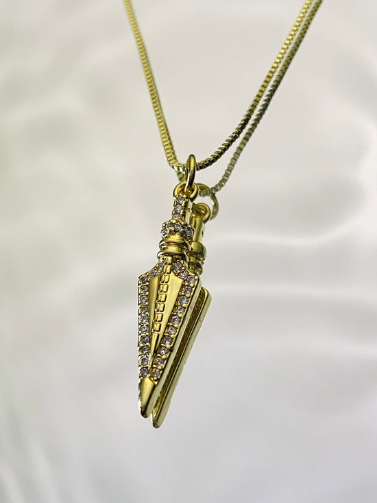 Highly Protected Arrowhead Necklace