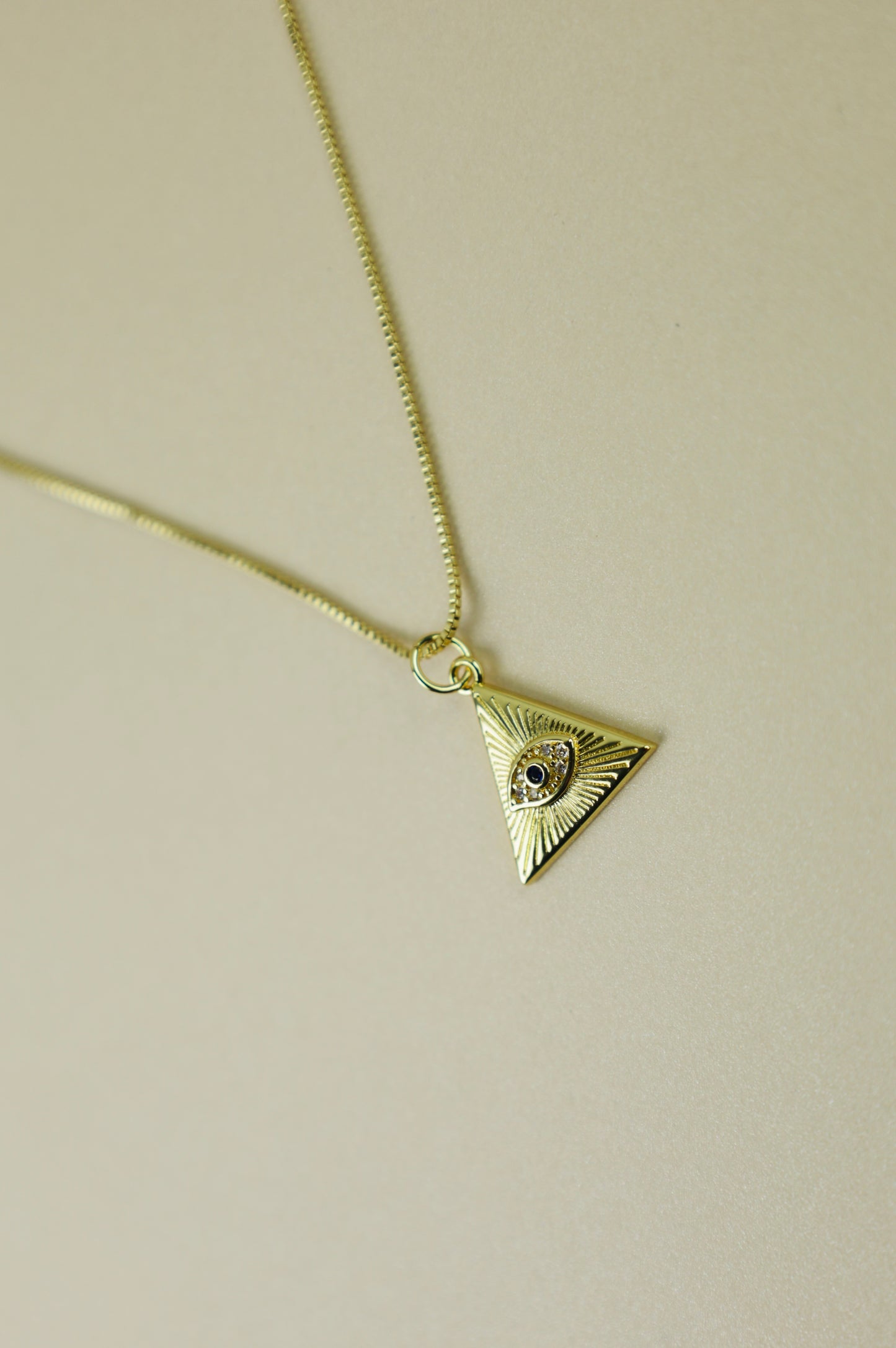 Evil Eye Pyramid necklace in gold
